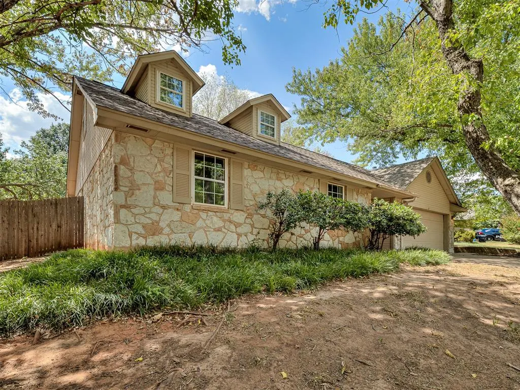 Photo 3 — 1300 NW 184th Street, Edmond, OK 73012