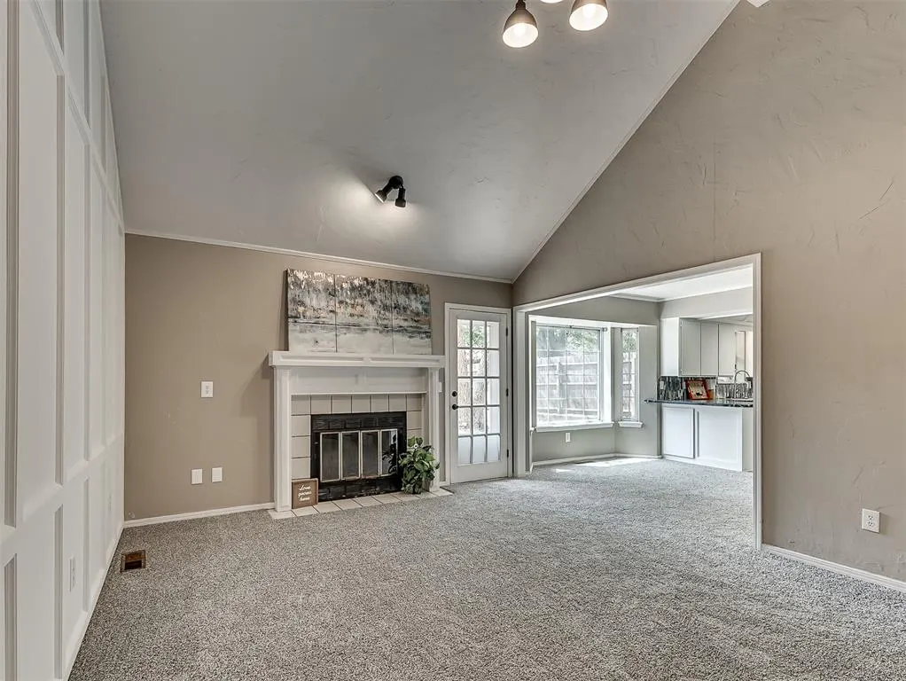 Photo 7 — 1300 NW 184th Street, Edmond, OK 73012