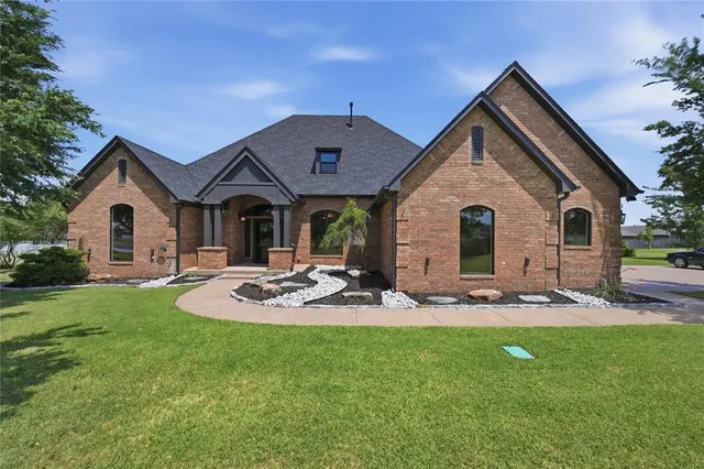 Front exterior — 17736 Clifford Farms Road, Edmond, OK 73012