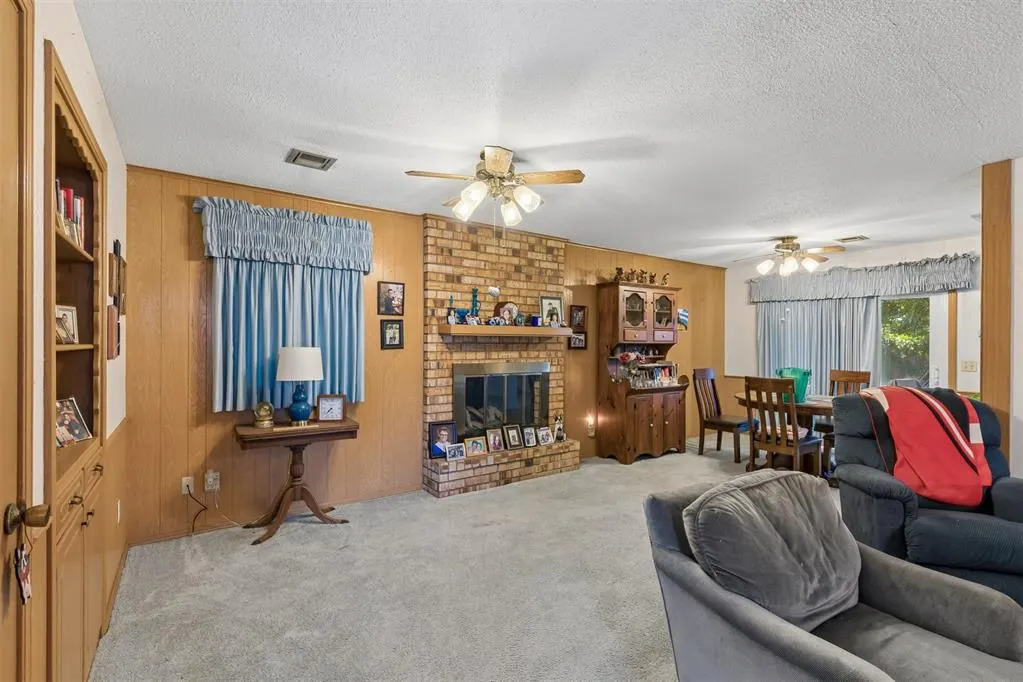 Photo 7 — 7708 NW 30th Street, Bethany, OK 73008