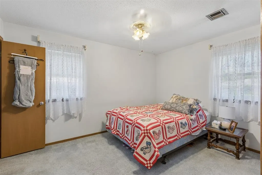 Photo 16 — 7708 NW 30th Street, Bethany, OK 73008