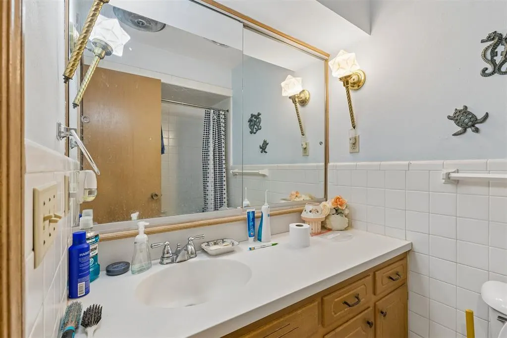 Photo 19 — 7708 NW 30th Street, Bethany, OK 73008