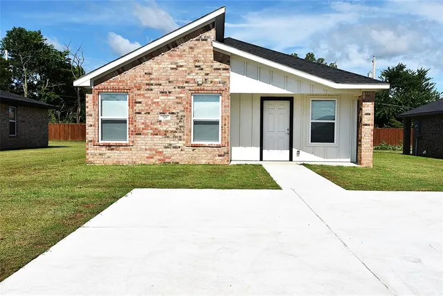 Front exterior — 721 Elm Street, Seminole, OK 74868