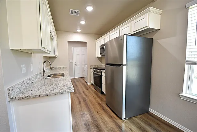 Photo 8 — 721 Elm Street, Seminole, OK 74868