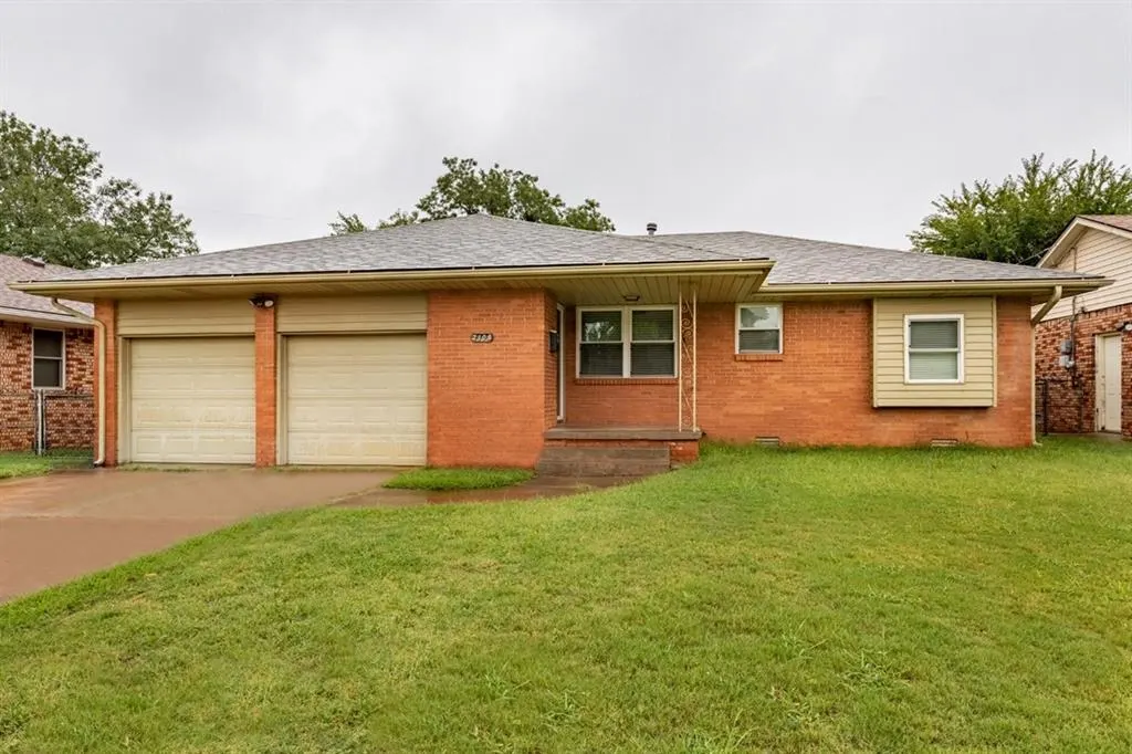 Front exterior — 2108 Henderson Drive, Edmond, OK 73013