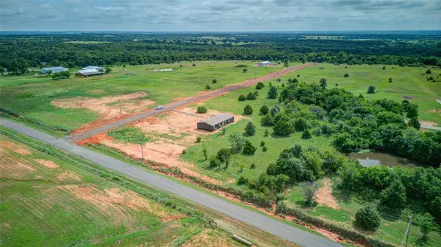 Photo 5 — 13040 TNT Court Court, Blanchard, OK 73010