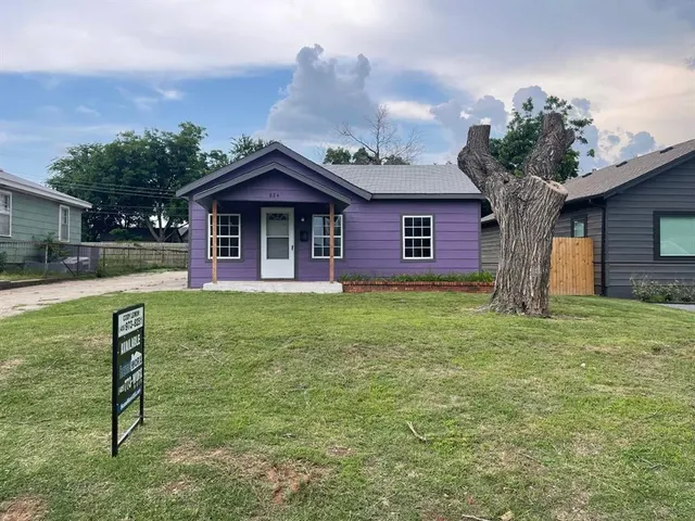 Front exterior — 824 NW 45th Street, Oklahoma City, OK 73118