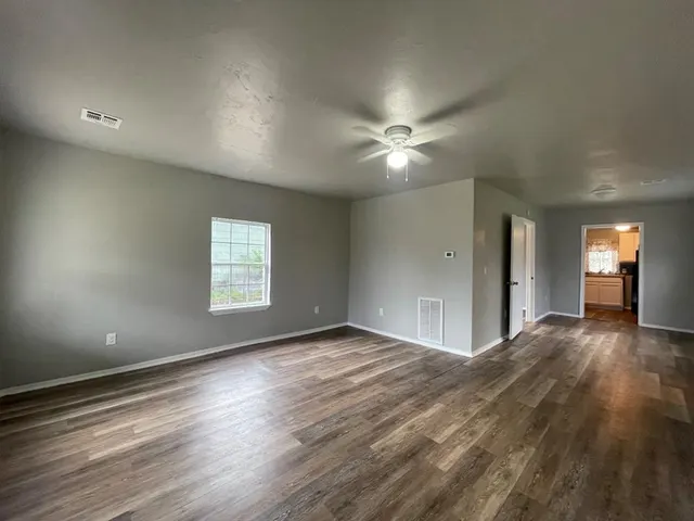 Photo 3 — 824 NW 45th Street, Oklahoma City, OK 73118