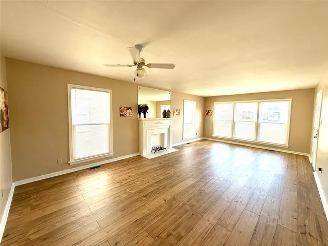Photo 7 — 3832 NW 16th Street, Oklahoma City, OK 73107
