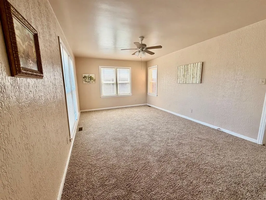 Photo 12 — 3832 NW 16th Street, Oklahoma City, OK 73107