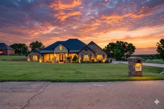 Sold home at 3725 River Valley Drive