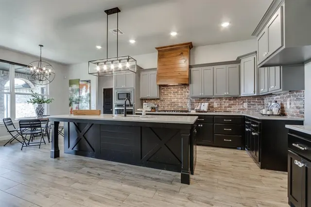 Photo 6 — 3725 River Valley Drive, Newcastle, OK 73065