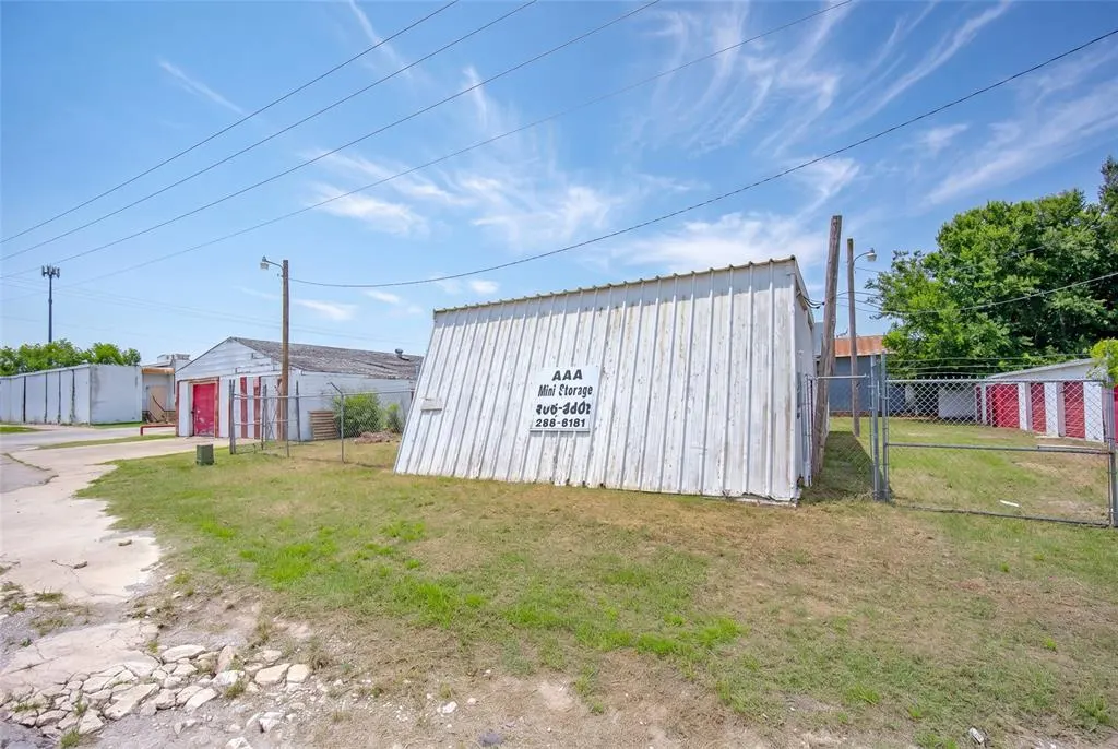 Photo 3 — 522 W Fox Street, Purcell, OK 73080