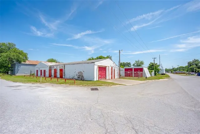 Photo 6 — 522 W Fox Street, Purcell, OK 73080