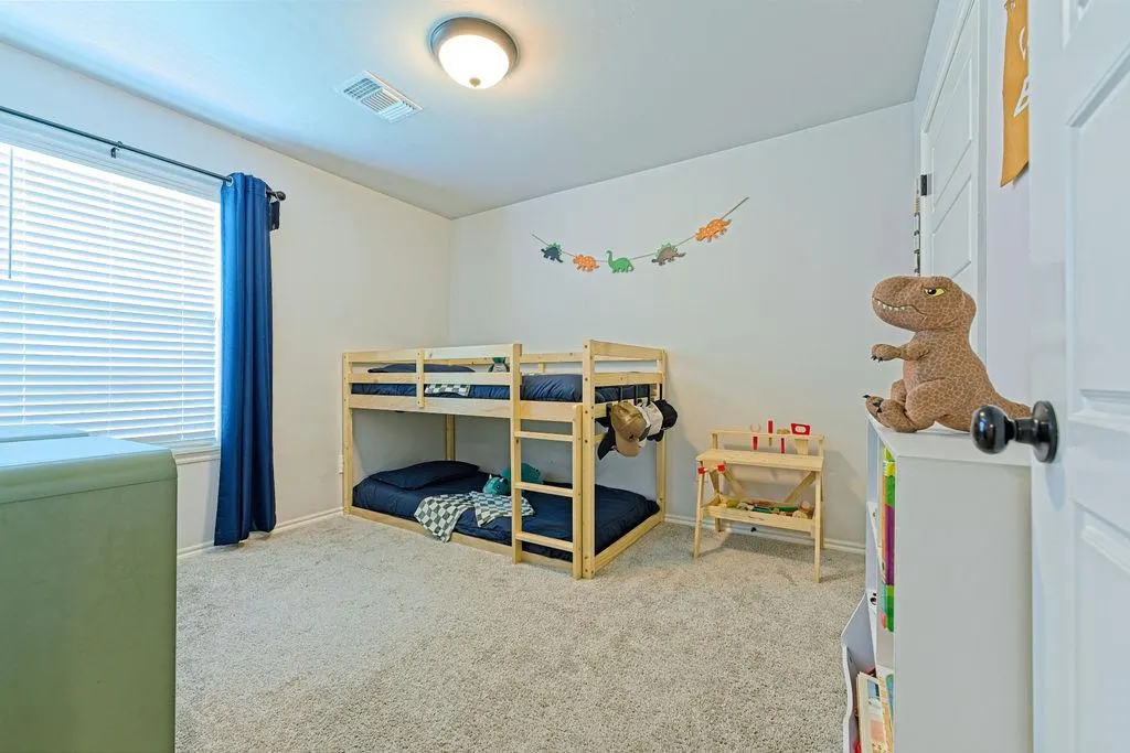 Photo 24 — 408 Irish Ln, Yukon, OK 73099