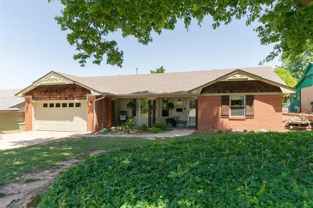 Photo 4 — 3913 NW 60 Street, Oklahoma City, OK 73112