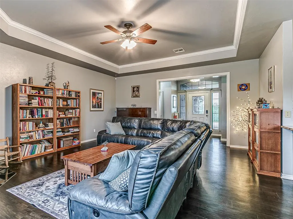 Photo 9 — 6640 Mint Julep Lane, Guthrie, OK 73044