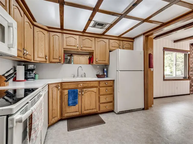 Photo 8 — 2746 Rocky Road, Newcastle, OK 73065