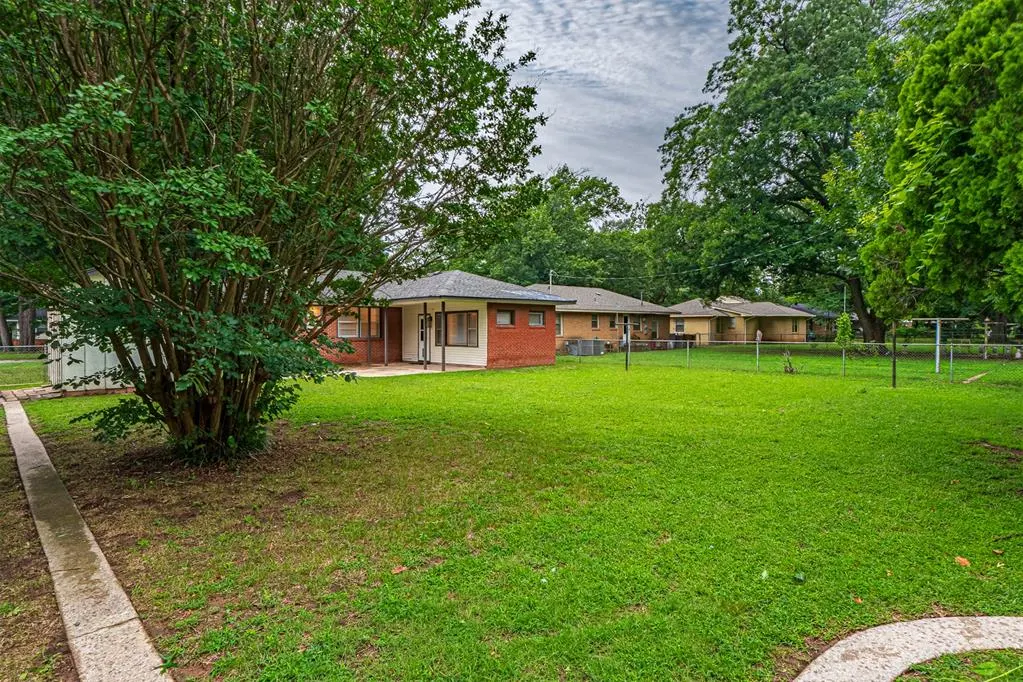 Photo 32 — 1215 Caddell Lane, Norman, OK 73069
