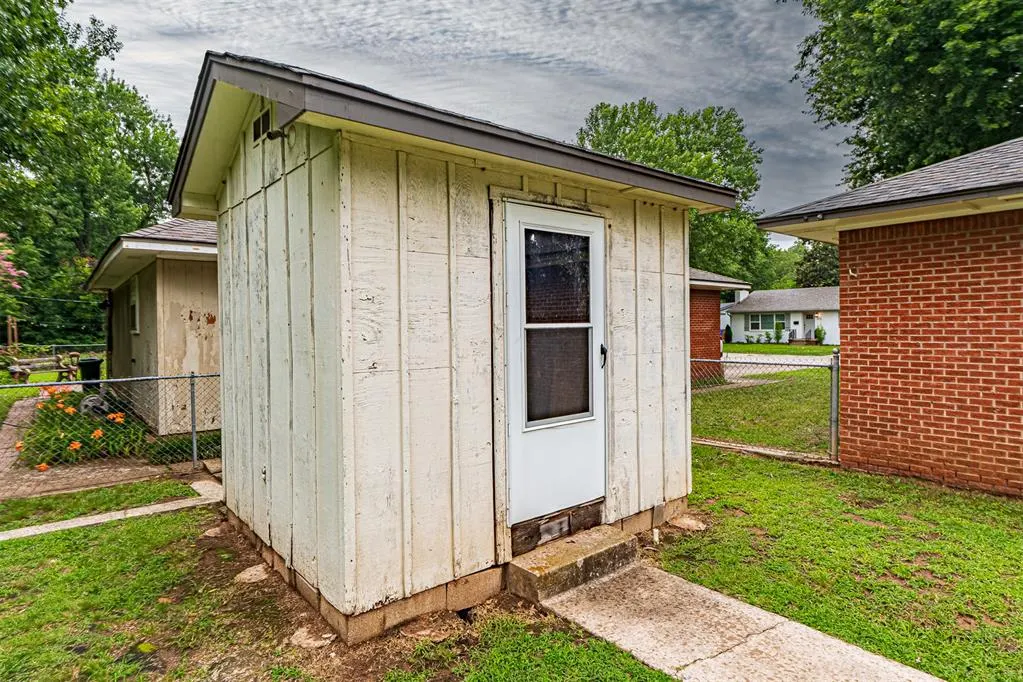 Photo 36 — 1215 Caddell Lane, Norman, OK 73069