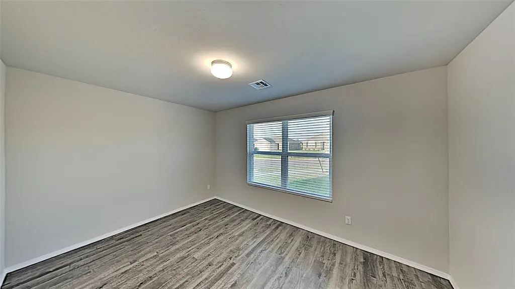Photo 11 — 4301 Umbria Road, Oklahoma City, OK 73179