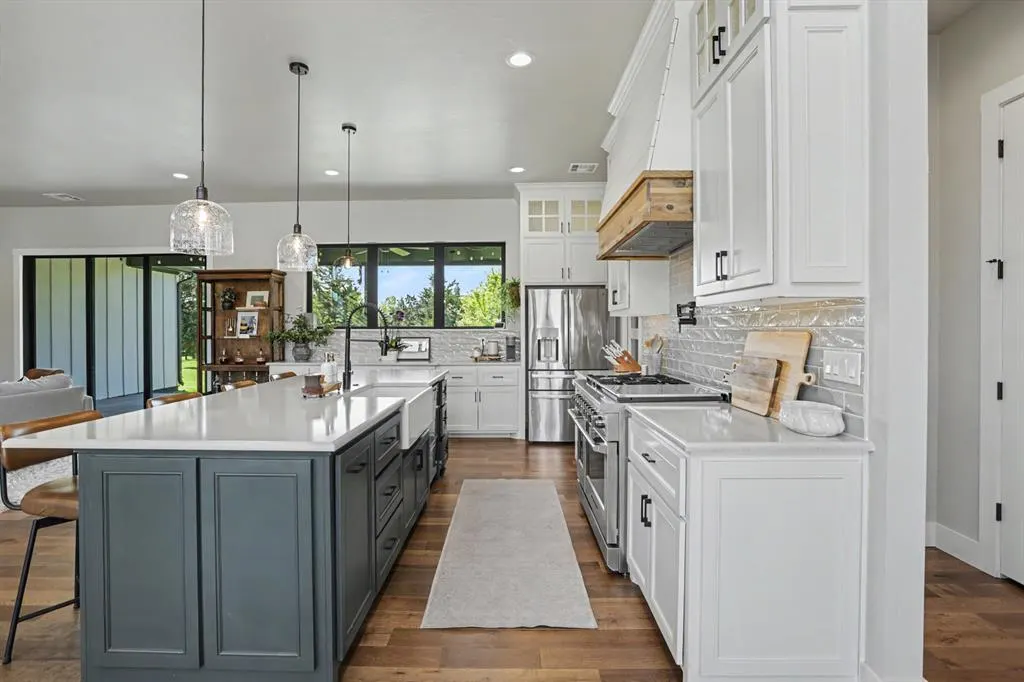Photo 9 — 460 Old Farm Road, Edmond, OK 73034
