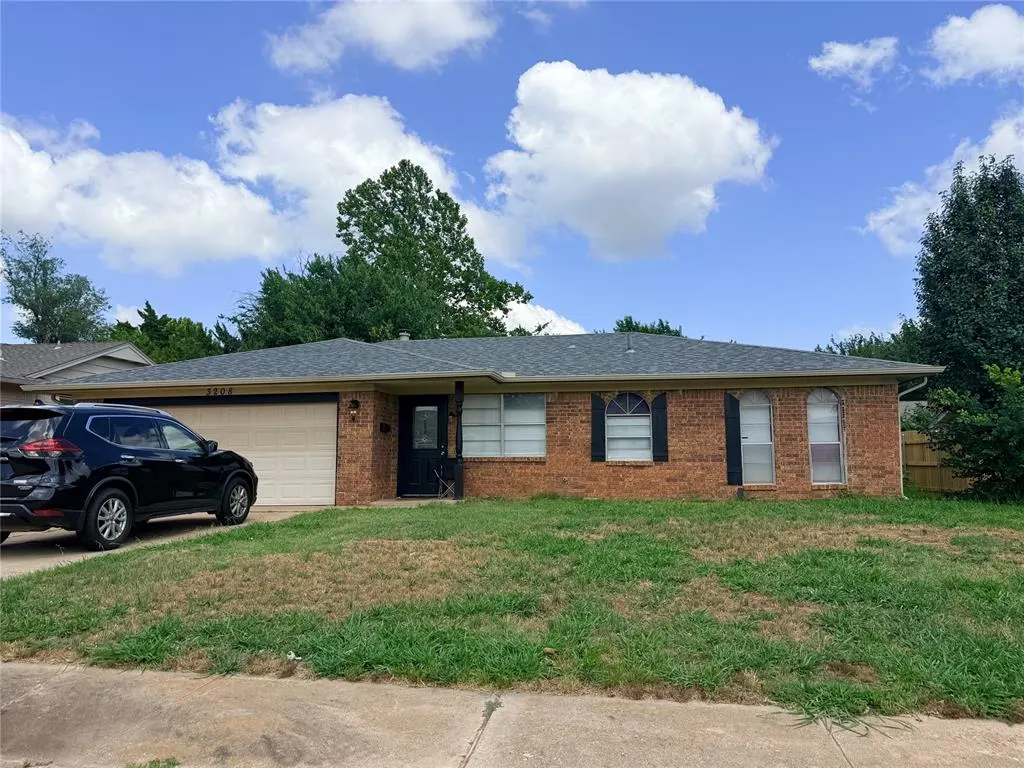 Front exterior — 3208 S Rankin Street, Edmond, OK 73013
