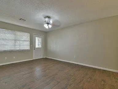 Photo 3 — 3208 S Rankin Street, Edmond, OK 73013