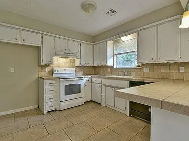 Photo 6 — 3208 S Rankin Street, Edmond, OK 73013