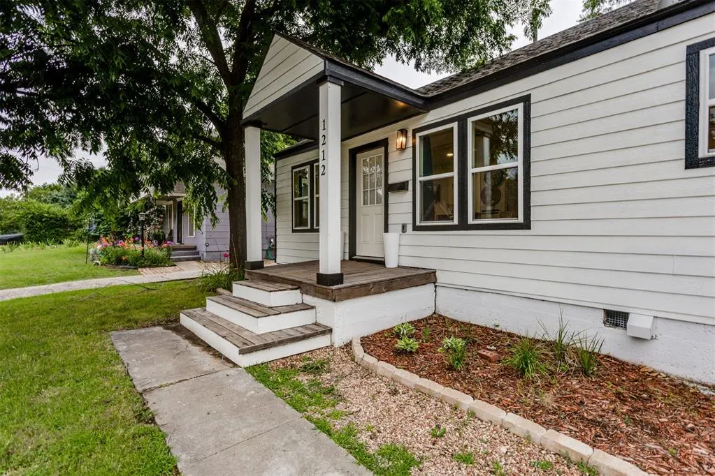Photo 6 — 1212 NW 48th Street, Oklahoma City, OK 73118