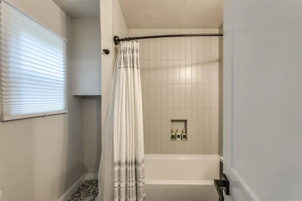 Photo 24 — 1212 NW 48th Street, Oklahoma City, OK 73118