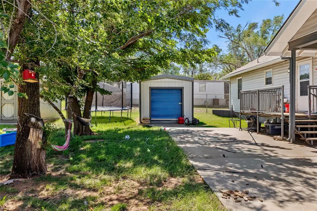 Photo 11 — 519 W Davis Avenue, Weatherford, OK 73096