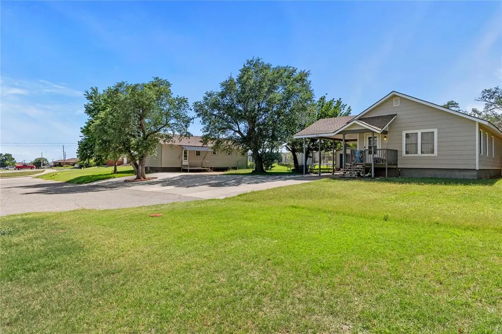 Photo 13 — 519 W Davis Avenue, Weatherford, OK 73096