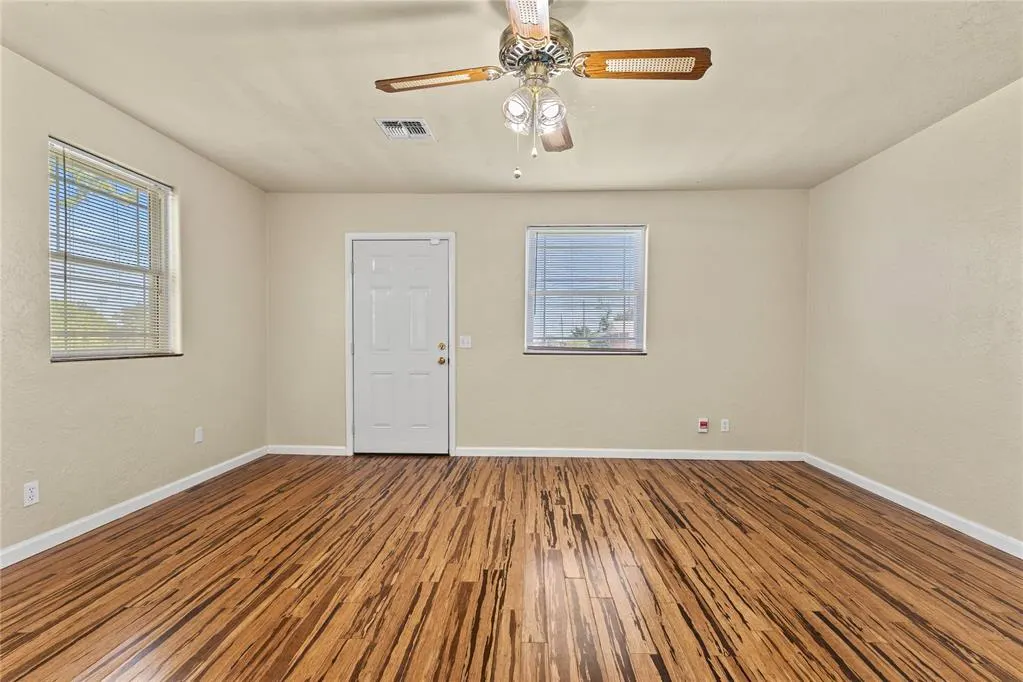 Photo 14 — 519 W Davis Avenue, Weatherford, OK 73096