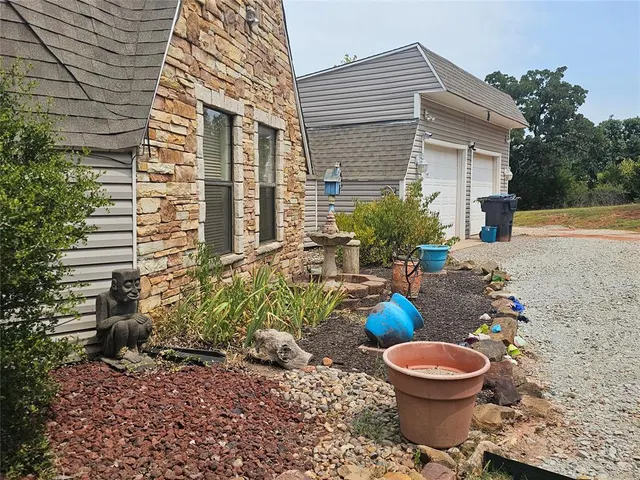 Photo 2 — 14515 Key Ridge Road, Newalla, OK 74857