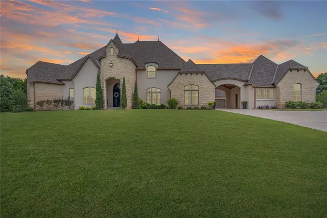 Front exterior — 3600 Sea Ray Channel, Edmond, OK 73013