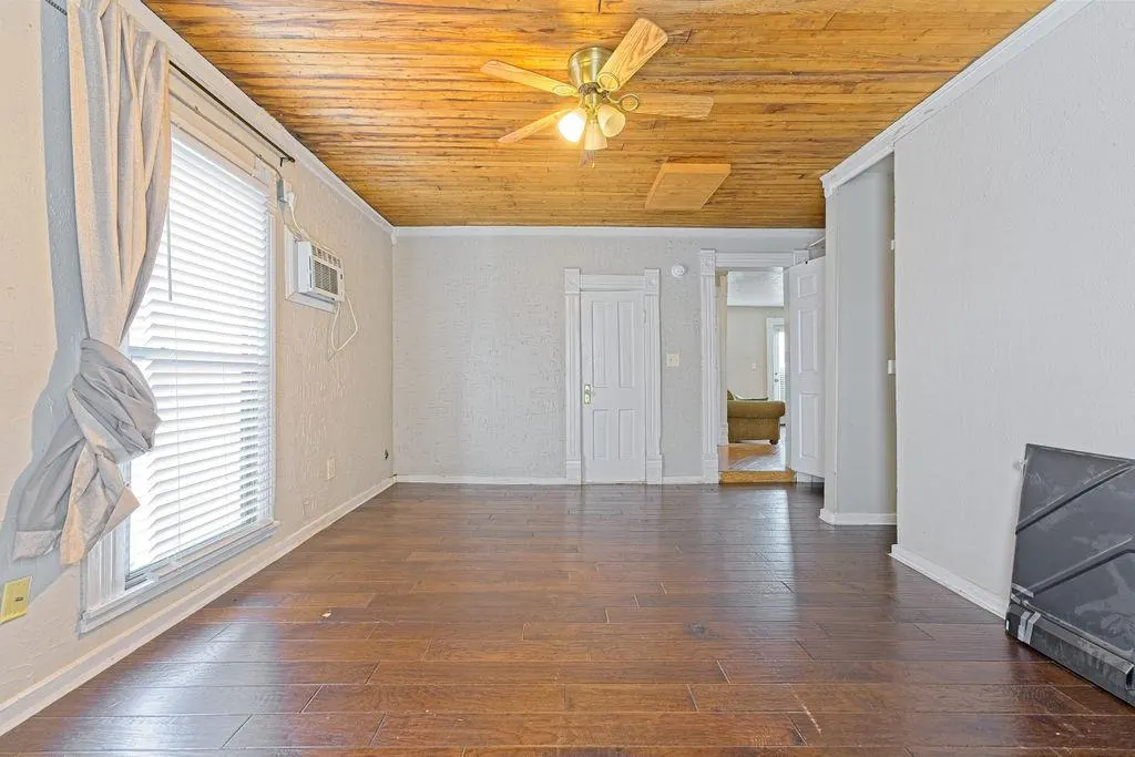 Photo 13 — 714 Monnett Avenue, Norman, OK 73069