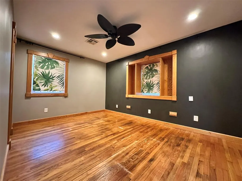 Photo 13 — 2833 Kent Drive, Oklahoma City, OK 73120