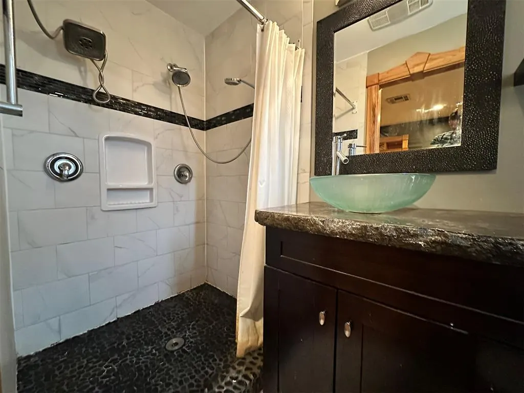 Photo 15 — 2833 Kent Drive, Oklahoma City, OK 73120