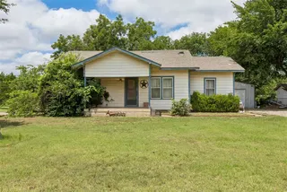 Sold home at 2014 W Logan Avenue