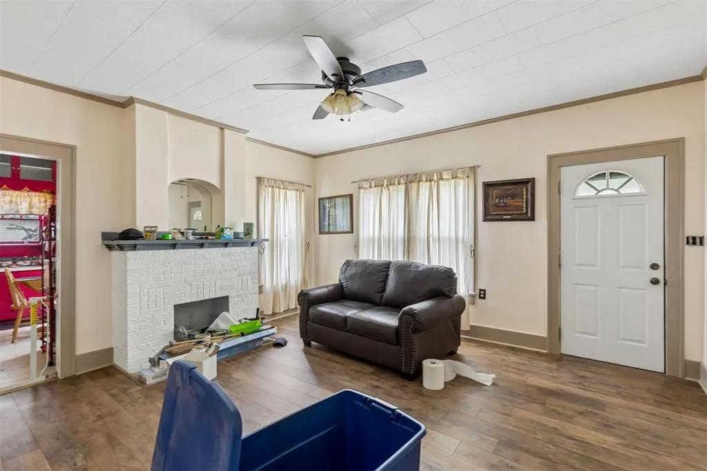 Photo 8 — 2014 W Logan Avenue, Guthrie, OK 73044