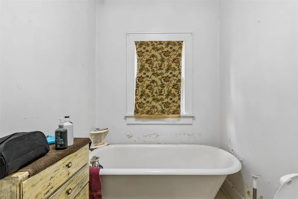 Photo 19 — 2014 W Logan Avenue, Guthrie, OK 73044