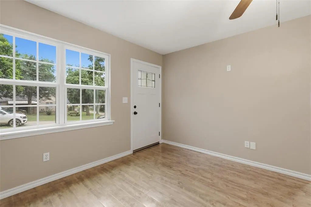 Photo 4 — 604 E 9th Street, Chandler, OK 74834