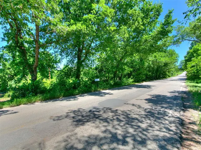 Photo 3 — 5001 E Wilshire Boulevard, Oklahoma City, OK 73121