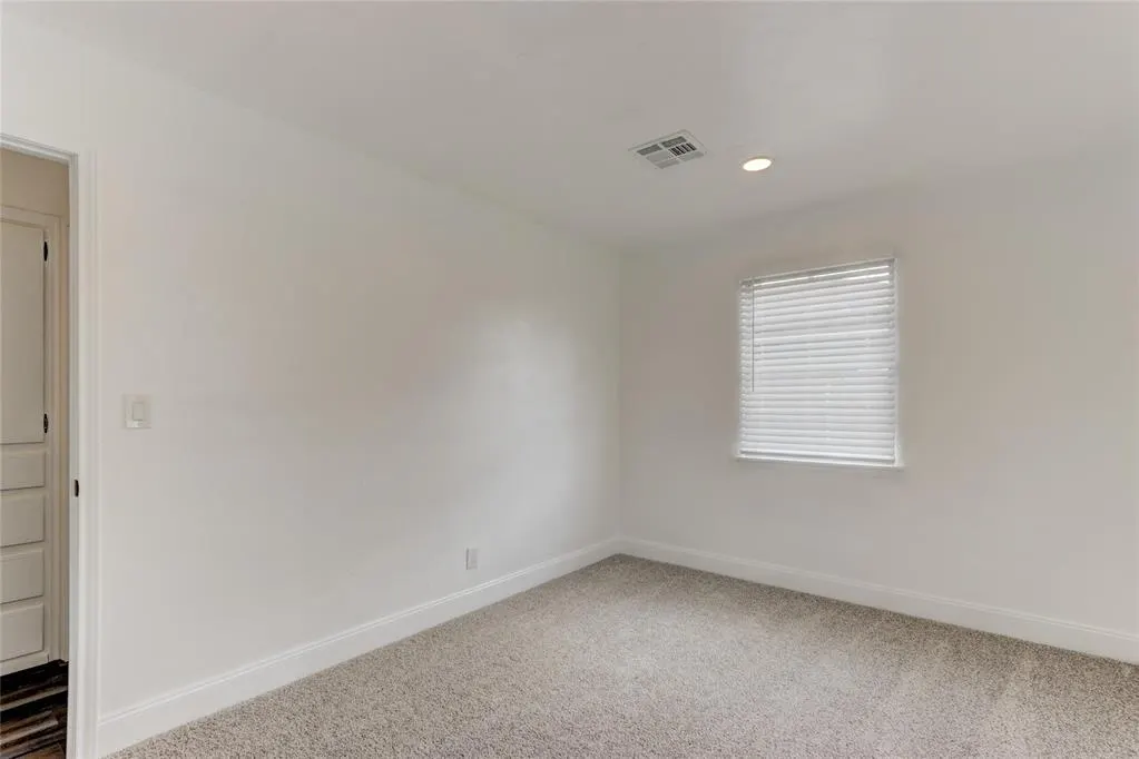 Photo 17 — 6806 NW 32nd Street, Bethany, OK 73008