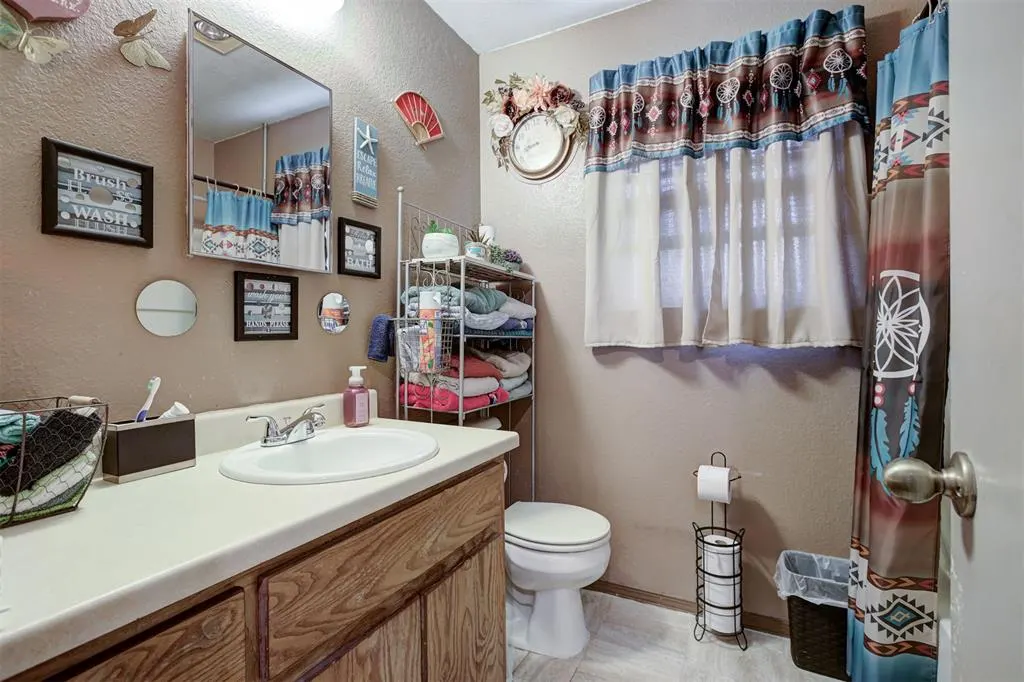 Photo 23 — 308 Traditional Way Court, Shawnee, OK 74804