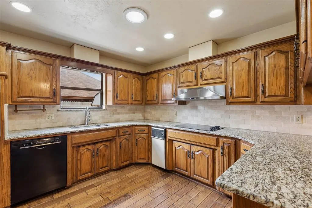 Photo 11 — 2701 Blue Quail Pass, Edmond, OK 73013