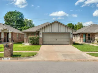 Sold home at 11529 SW 8th Circle