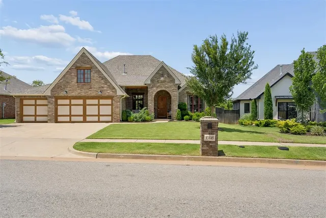 Photo 3 — 13105 Knight Island Drive, Oklahoma City, OK 73142