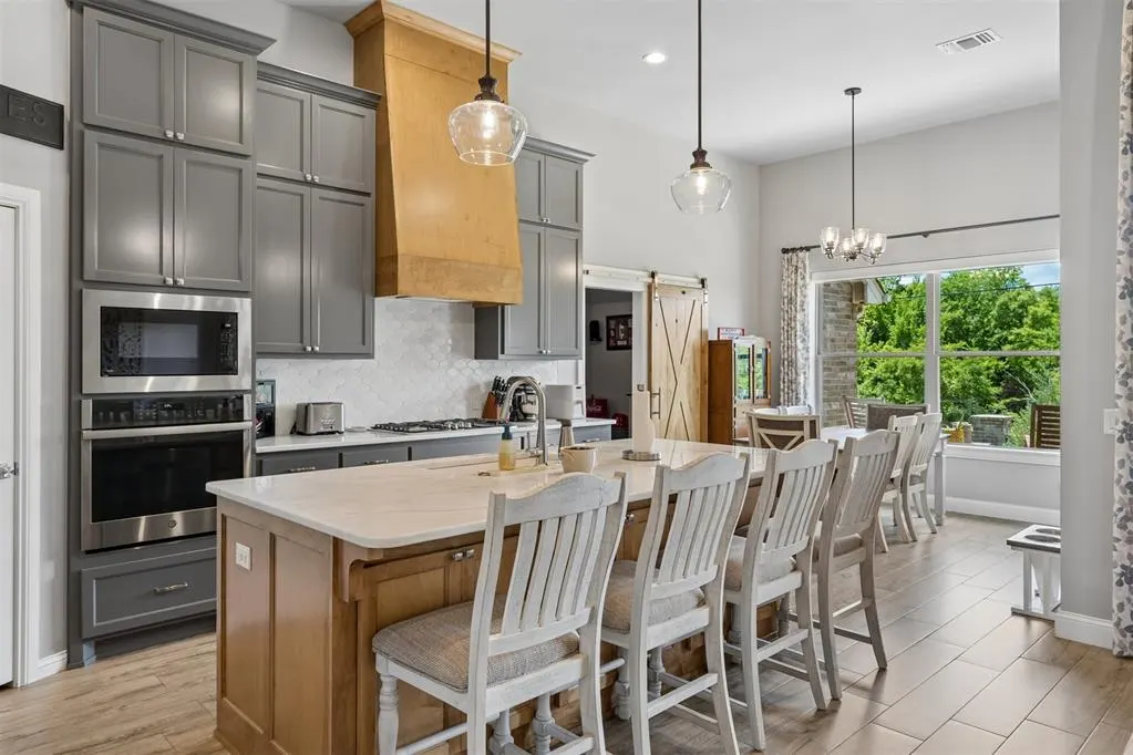 Photo 12 — 13105 Knight Island Drive, Oklahoma City, OK 73142